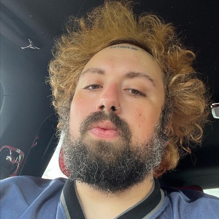 Ruby da Cherry is presently single and doesn't have a romantic partner. 